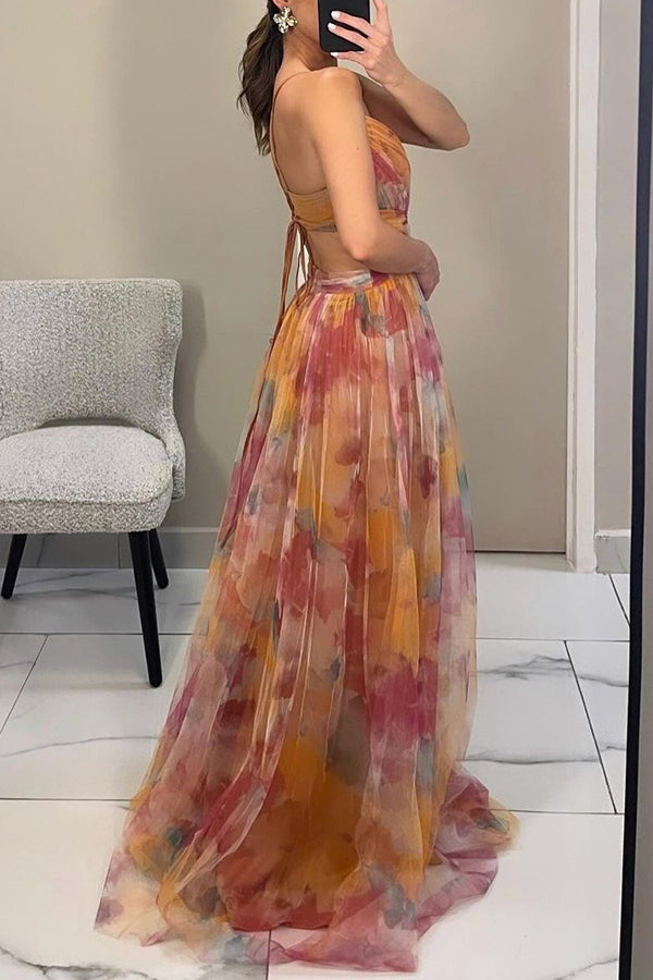 Veyla | Sculpted Silhouette Dress