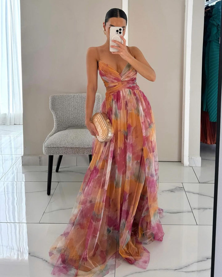 Veyla | Sculpted Silhouette Dress