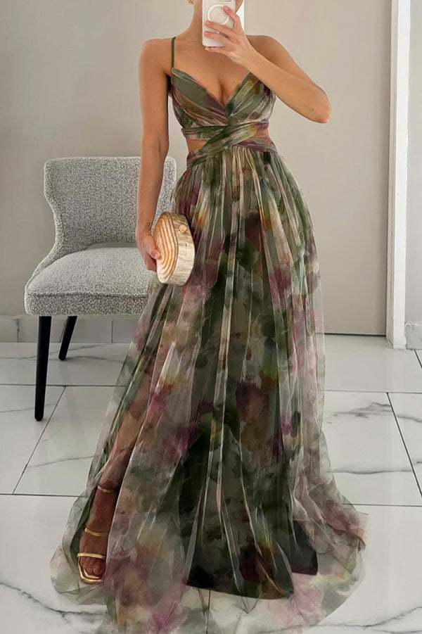 Veyla | Sculpted Silhouette Dress